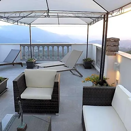 Villa Inglese Bed & Breakfast 3*